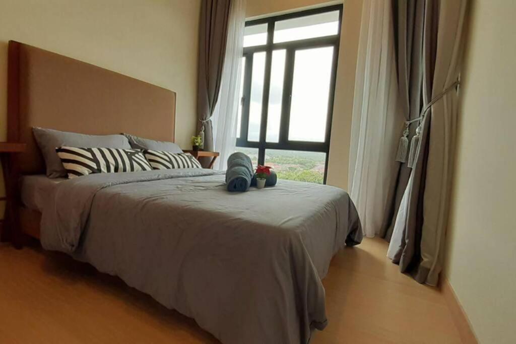 Casa Raudhah @ Timurbay Seafront Residence Kampung Sungai Karang Bagian luar foto