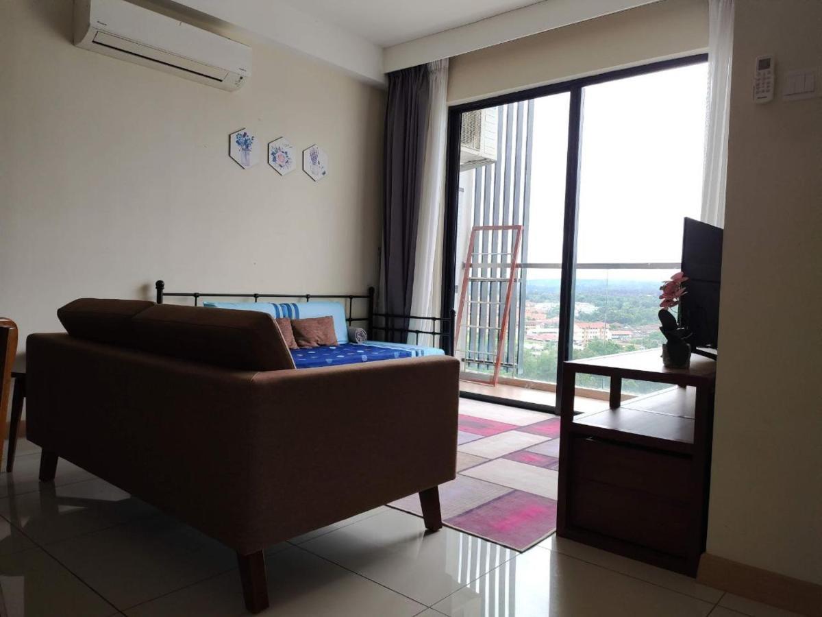 Casa Raudhah @ Timurbay Seafront Residence Kampung Sungai Karang Bagian luar foto