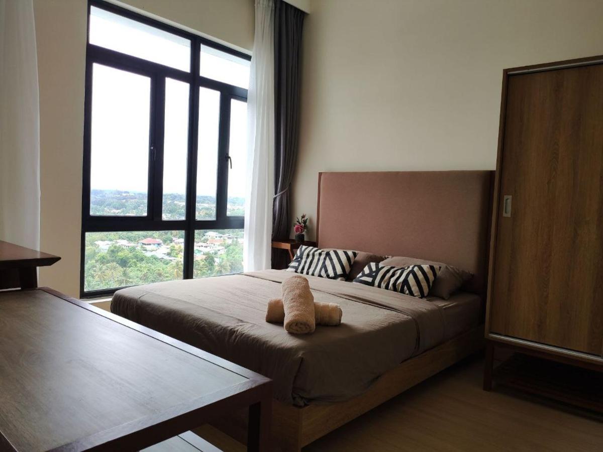Casa Raudhah @ Timurbay Seafront Residence Kampung Sungai Karang Bagian luar foto